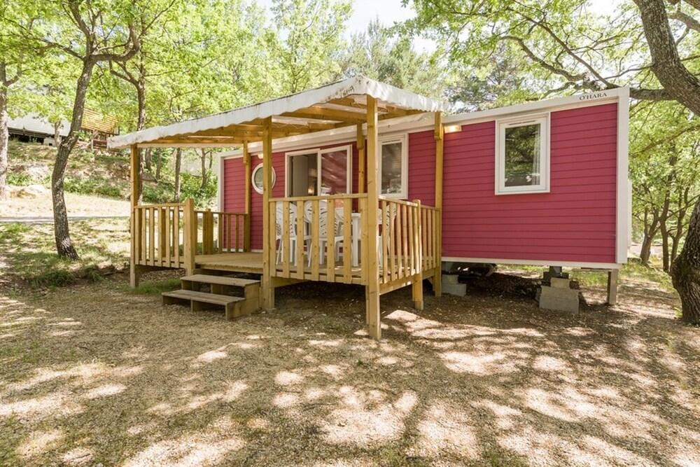 Camping Domaine De Chanteraine 레 살레스 쉬르 베르동 외부 사진